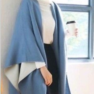 UNIQLO | BLUE & CREAM STOLE